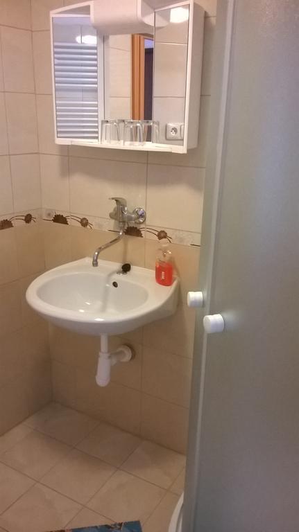 Penzion U Slunce Jaroměř Cameră foto